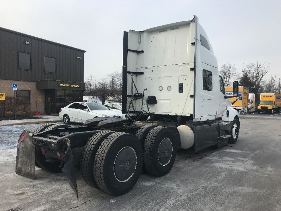Sleeper Tractor-Heavy Duty Tractors-International-2023-LT625-Bensalem-PA-601,660\n\t\tmiles-$ 45,500 - Image 7
