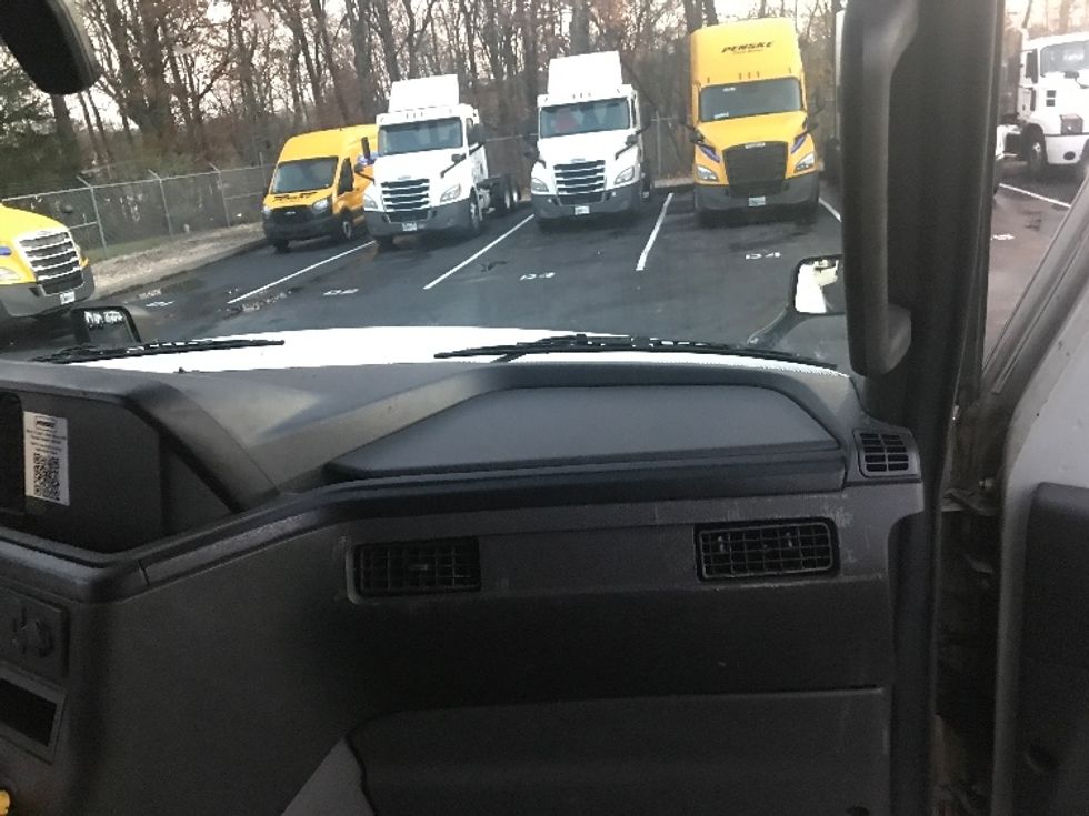 Sleeper Tractor-Heavy Duty Tractors-International-2023-LT625-Bensalem-PA-626,933\n\t\tmiles-$ 45,000 - Image 14