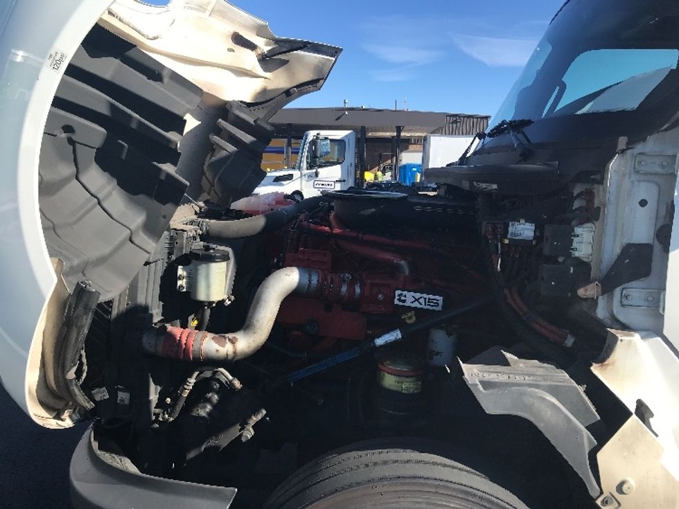 Sleeper Tractor-Heavy Duty Tractors-International-2023-LT625-Bensalem-PA-663,951\n\t\tmiles-$ 39,750 - Image 21