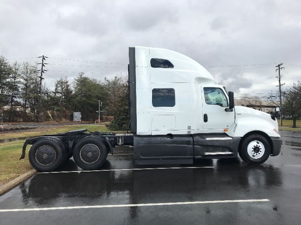 Sleeper Tractor-Heavy Duty Tractors-International-2023-LT625-Bensalem-PA-663,951\n\t\tmiles-$ 39,750 - Image 8