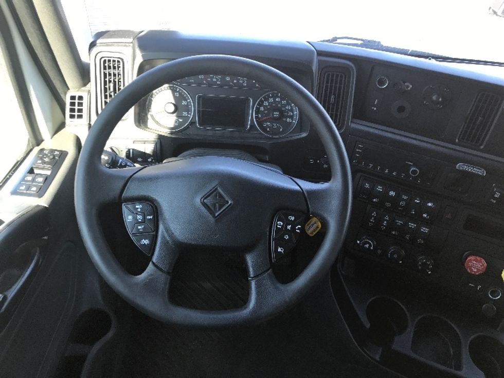 Sleeper Tractor-Heavy Duty Tractors-International-2023-LT625-Bensalem-PA-737,028\n\t\tmiles-$ 34,000 - Image 11