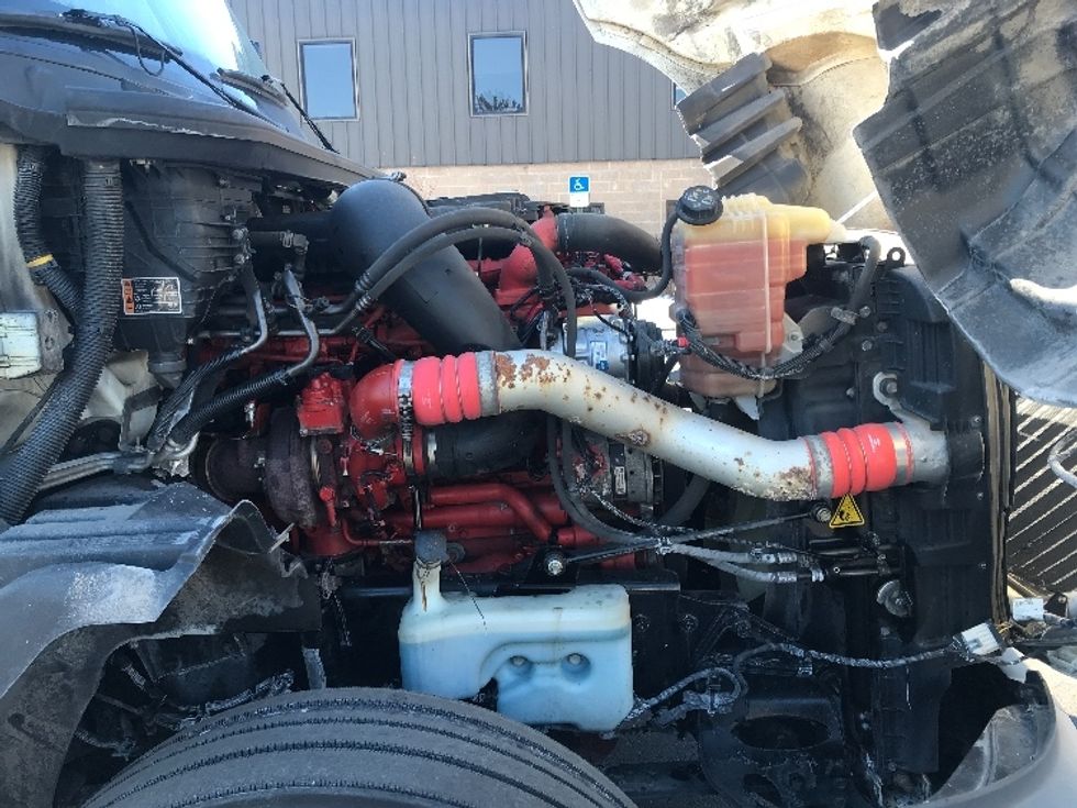 Sleeper Tractor-Heavy Duty Tractors-International-2023-LT625-Bensalem-PA-737,028\n\t\tmiles-$ 34,000 - Image 19