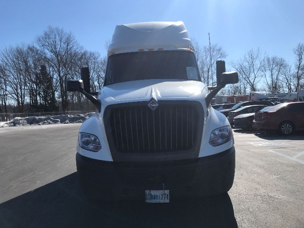 Sleeper Tractor-Heavy Duty Tractors-International-2023-LT625-Bensalem-PA-737,028\n\t\tmiles-$ 34,000 - Image 2