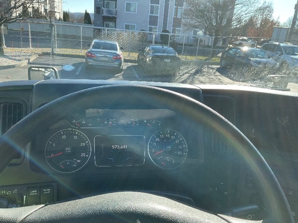 Sleeper Tractor-Heavy Duty Tractors-International-2023-LT625-Bethlehem-PA-573,642\n\t\tmiles-$ 48,250 - Image 11