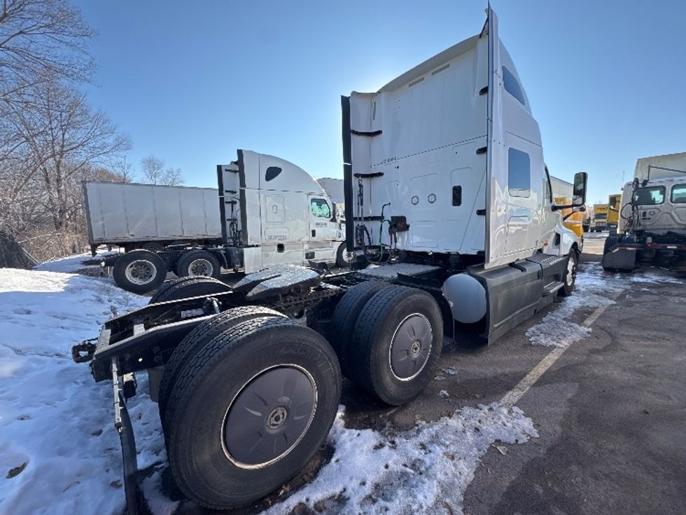 Sleeper Tractor-Heavy Duty Tractors-International-2023-LT625-Brooklyn Park-MN-354,076\n\t\tmiles-$ 69,250 - Image 7