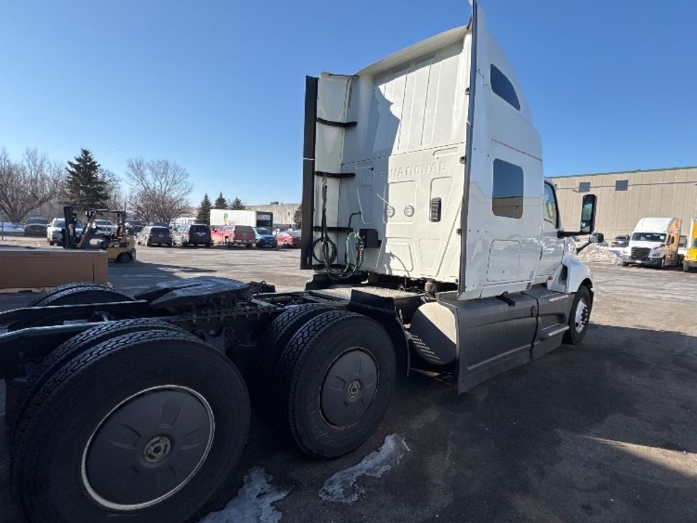 Sleeper Tractor-Heavy Duty Tractors-International-2023-LT625-Brooklyn Park-MN-465,880\n\t\tmiles-$ 58,250 - Image 7