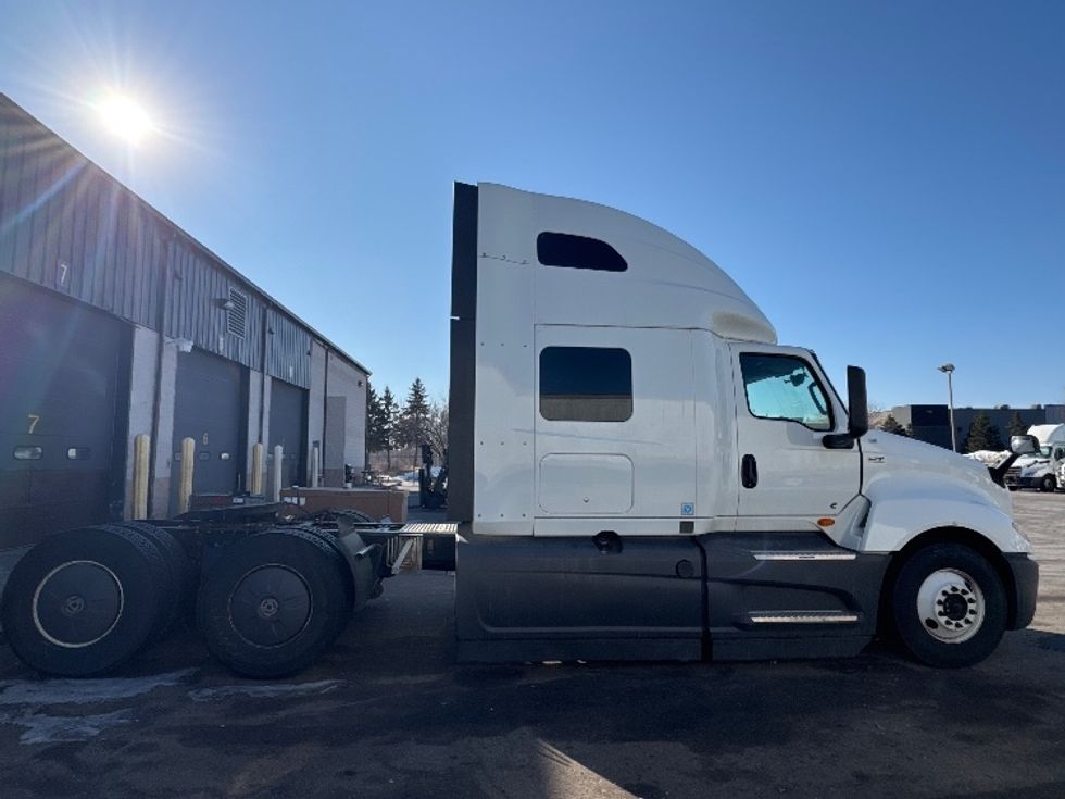 Sleeper Tractor-Heavy Duty Tractors-International-2023-LT625-Brooklyn Park-MN-465,880\n\t\tmiles-$ 58,250 - Image 8