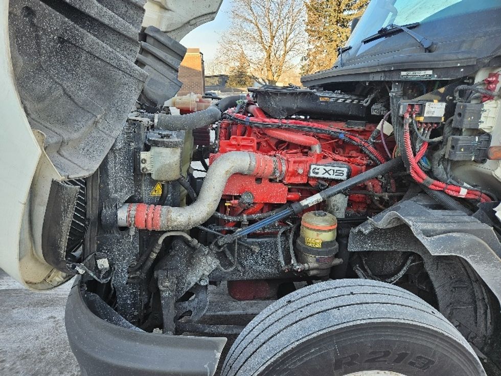 Sleeper Tractor-Heavy Duty Tractors-International-2023-LT625-Brooklyn Park-MN-530,871\n\t\tmiles-$ 52,000 - Image 21