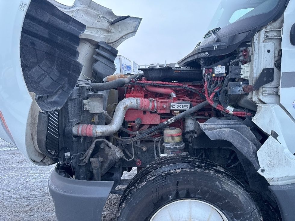 Sleeper Tractor-Heavy Duty Tractors-International-2023-LT625-Brooklyn Park-MN-555,724\n\t\tmiles-$ 49,750 - Image 21