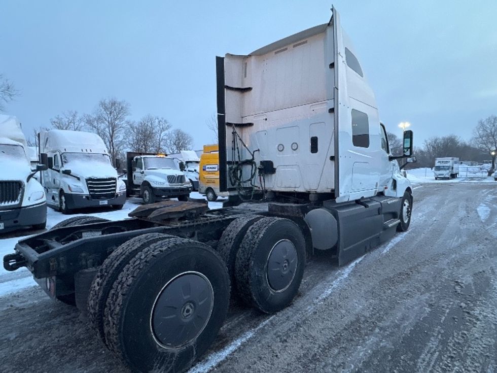 Sleeper Tractor-Heavy Duty Tractors-International-2023-LT625-Brooklyn Park-MN-555,724\n\t\tmiles-$ 49,750 - Image 7