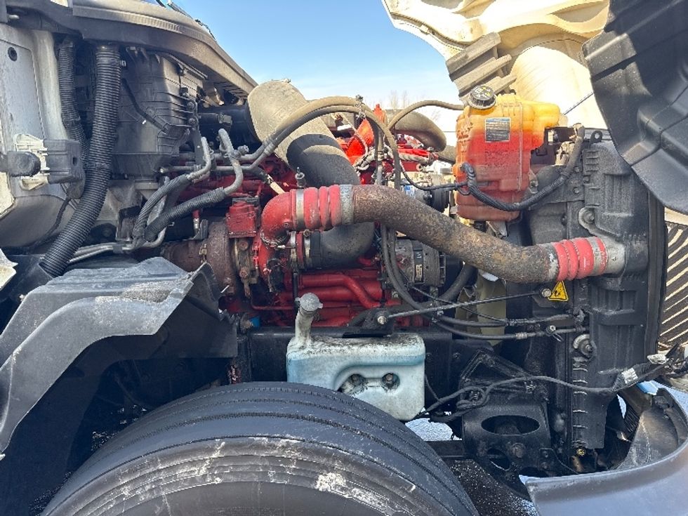 Sleeper Tractor-Heavy Duty Tractors-International-2023-LT625-Brooklyn Park-MN-585,865\n\t\tmiles-$ 47,000 - Image 18