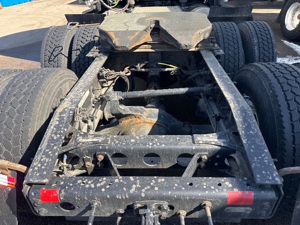 Sleeper Tractor-Heavy Duty Tractors-International-2023-LT625-Brooklyn Park-MN-585,865\n\t\tmiles-$ 47,000 - Image 6