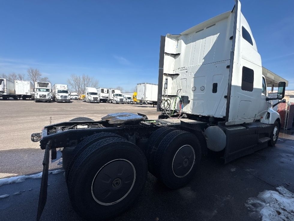 Sleeper Tractor-Heavy Duty Tractors-International-2023-LT625-Brooklyn Park-MN-585,865\n\t\tmiles-$ 47,000 - Image 7