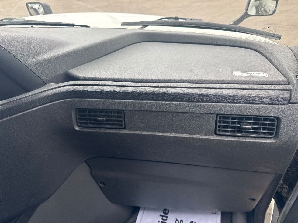 Sleeper Tractor-Heavy Duty Tractors-International-2023-LT625-Brooklyn Park-MN-586,412\n\t\tmiles-$ 46,750 - Image 14