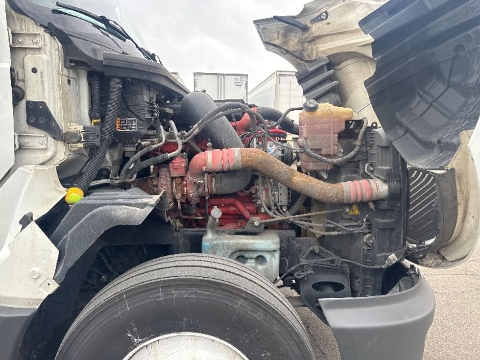 Sleeper Tractor-Heavy Duty Tractors-International-2023-LT625-Brooklyn Park-MN-586,412\n\t\tmiles-$ 46,750 - Image 20