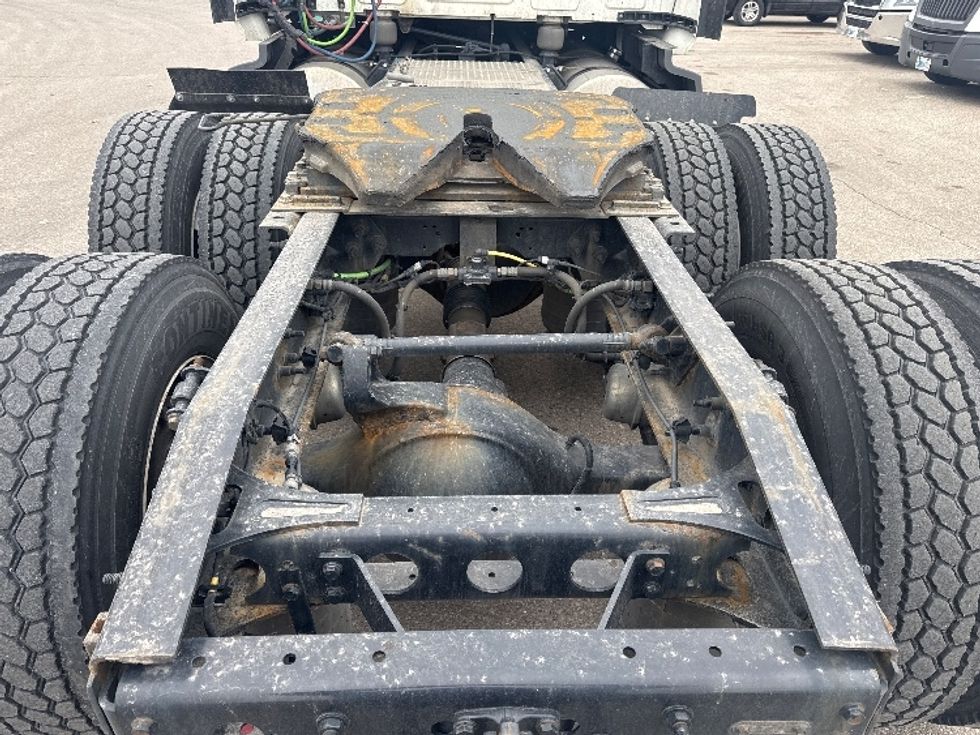 Sleeper Tractor-Heavy Duty Tractors-International-2023-LT625-Brooklyn Park-MN-586,412\n\t\tmiles-$ 46,750 - Image 6