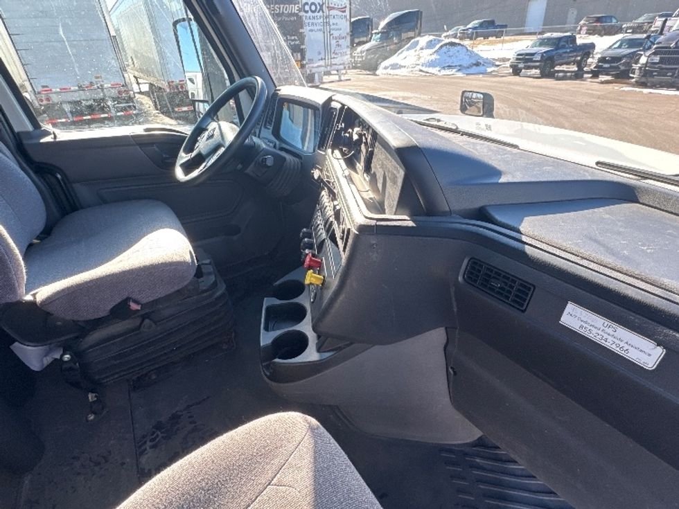 Sleeper Tractor-Heavy Duty Tractors-International-2023-LT625-Brooklyn Park-MN-602,400\n\t\tmiles-$ 45,250 - Image 13