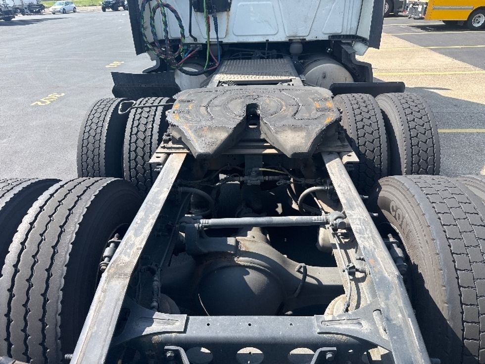 Sleeper Tractor-Heavy Duty Tractors-International-2023-LT625-Brooklyn Park-MN-709,471\n\t\tmiles-$ 45,500 - Image 6