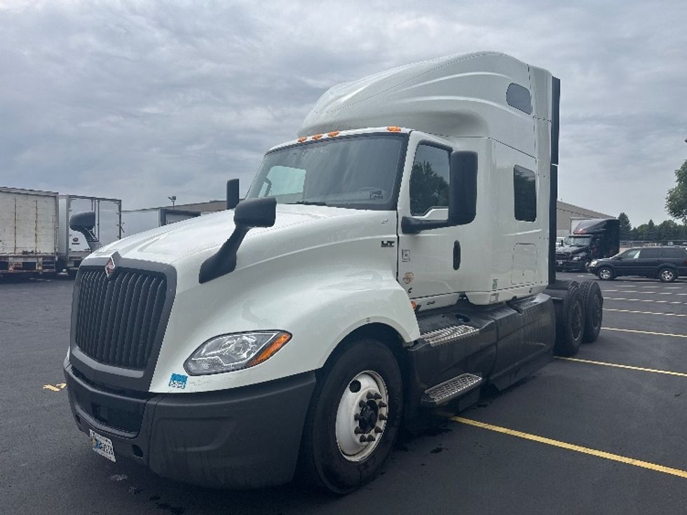 Sleeper Tractor-Heavy Duty Tractors-International-2023-LT625-Brooklyn Park-MN-796,412\n\t\tmiles-$ 36,250 - Image 3