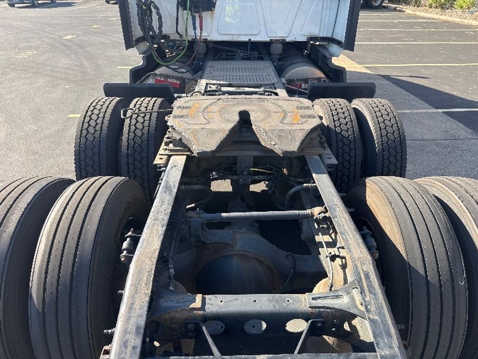 Sleeper Tractor-Heavy Duty Tractors-International-2023-LT625-Brooklyn Park-MN-803,719\n\t\tmiles-$ 38,500 - Image 6