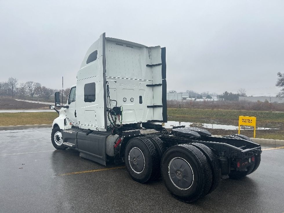 Sleeper Tractor-Heavy Duty Tractors-International-2023-LT625-Byron Center-MI-518,941\n\t\tmiles-$ 57,000 - Image 5