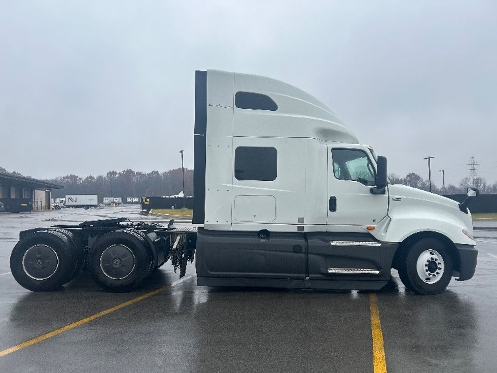 Sleeper Tractor-Heavy Duty Tractors-International-2023-LT625-Byron Center-MI-518,941\n\t\tmiles-$ 57,000 - Image 8
