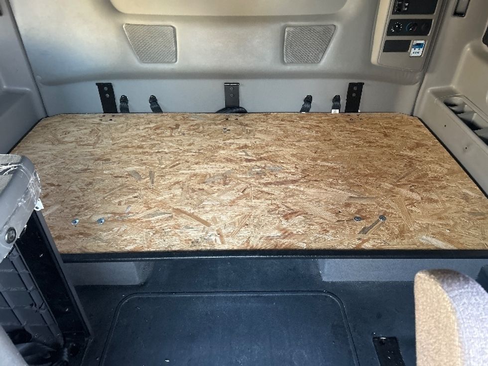 Sleeper Tractor-Heavy Duty Tractors-International-2023-LT625-Ceres-CA-606,757\n\t\tmiles-$ 51,250 - Image 16