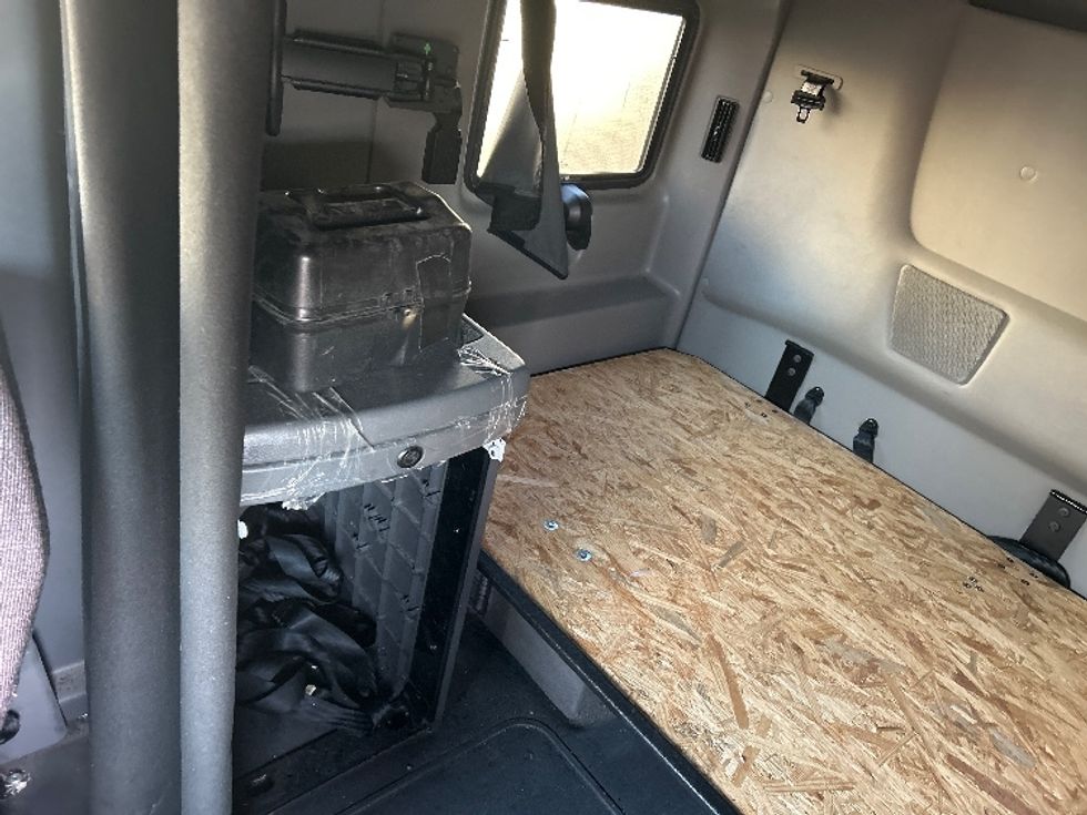 Sleeper Tractor-Heavy Duty Tractors-International-2023-LT625-Ceres-CA-606,757\n\t\tmiles-$ 51,250 - Image 18