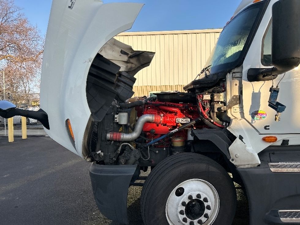 Sleeper Tractor-Heavy Duty Tractors-International-2023-LT625-Ceres-CA-606,757\n\t\tmiles-$ 51,250 - Image 21