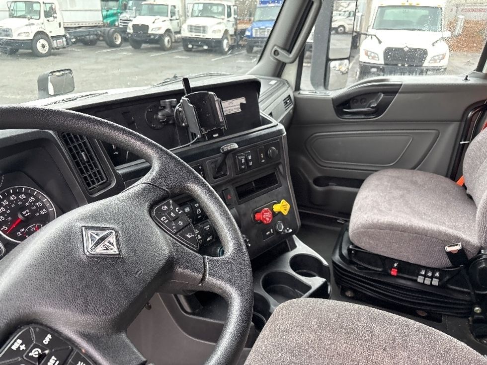 Sleeper Tractor-Heavy Duty Tractors-International-2023-LT625-Charlotte-NC-421,078\n\t\tmiles-$ 64,500 - Image 10