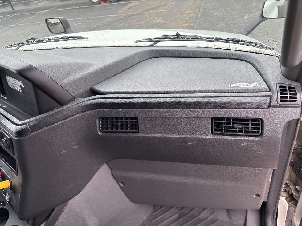 Sleeper Tractor-Heavy Duty Tractors-International-2023-LT625-Charlotte-NC-421,078\n\t\tmiles-$ 64,500 - Image 14