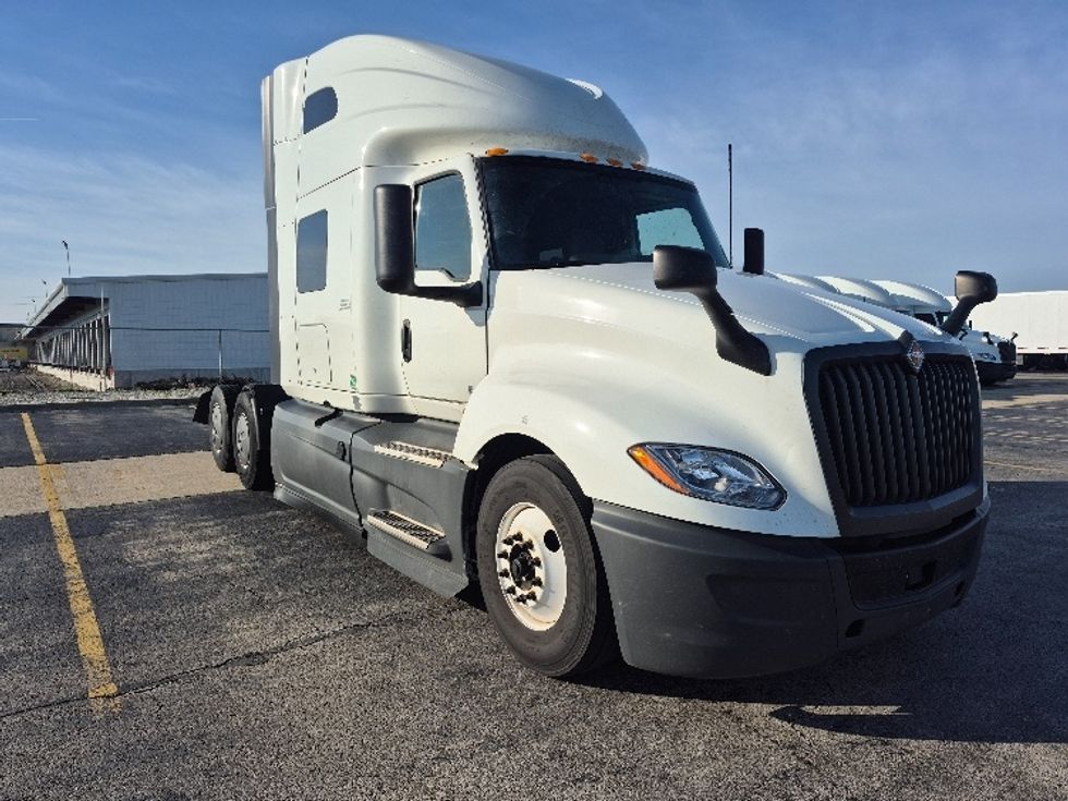 Sleeper Tractor-Heavy Duty Tractors-International-2023-LT625-Chicago (Chicago Ridge)-IL-588,198\n\t\tmiles-$ 44,750 - Image 1