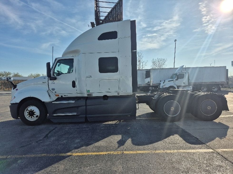 Sleeper Tractor-Heavy Duty Tractors-International-2023-LT625-Chicago (Chicago Ridge)-IL-588,198\n\t\tmiles-$ 44,750 - Image 4