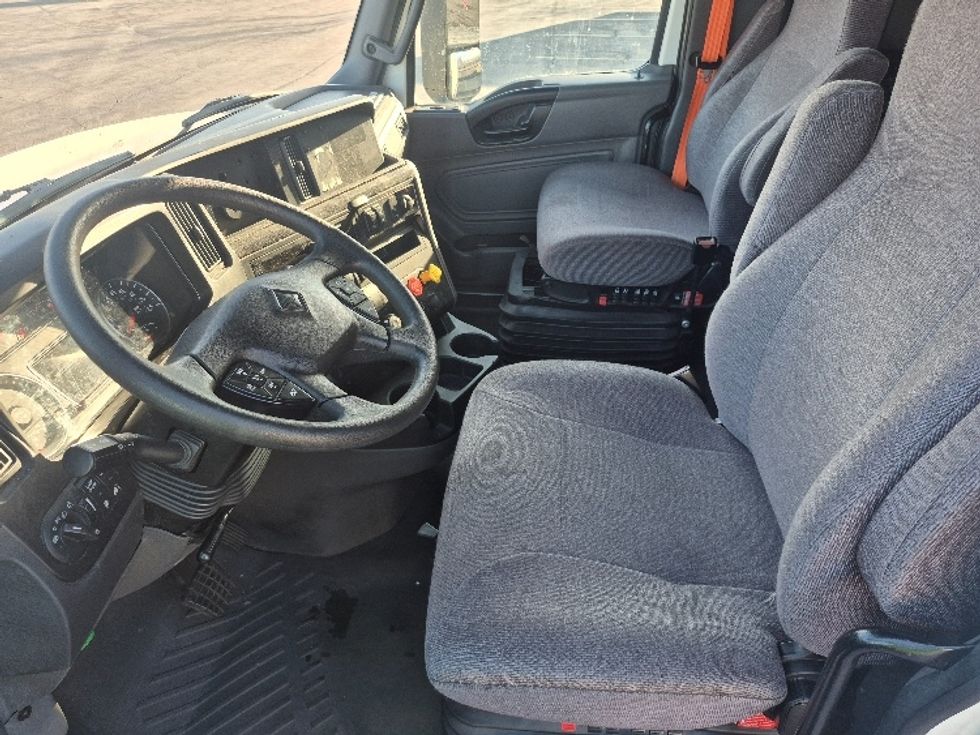 Sleeper Tractor-Heavy Duty Tractors-International-2023-LT625-Chicago (Chicago Ridge)-IL-620,048\n\t\tmiles-$ 44,750 - Image 10