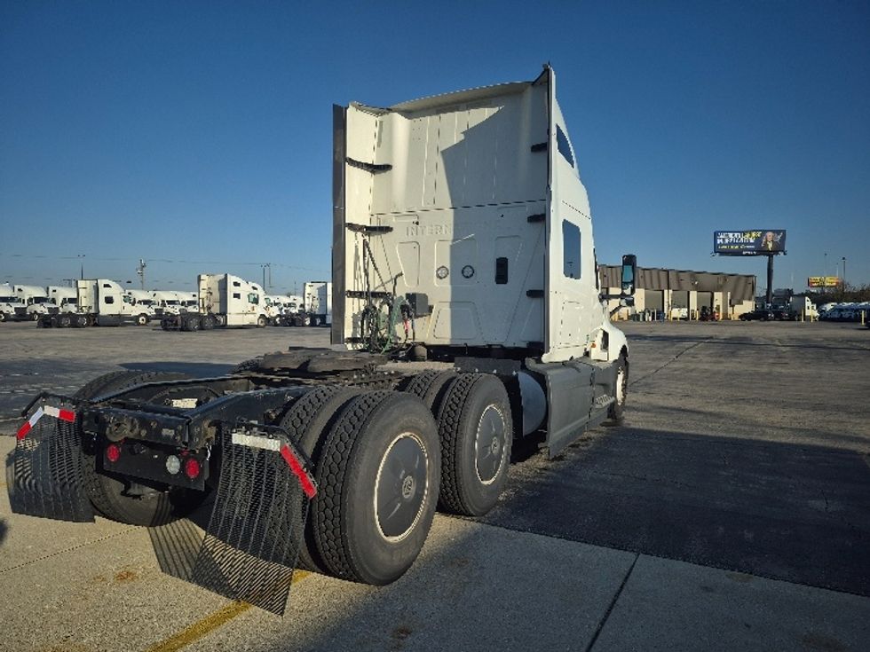 Sleeper Tractor-Heavy Duty Tractors-International-2023-LT625-Chicago (Chicago Ridge)-IL-620,048\n\t\tmiles-$ 44,750 - Image 7
