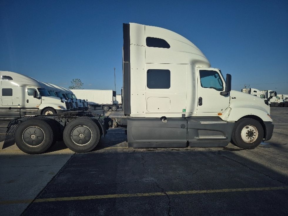 Sleeper Tractor-Heavy Duty Tractors-International-2023-LT625-Chicago (Chicago Ridge)-IL-620,048\n\t\tmiles-$ 44,750 - Image 8