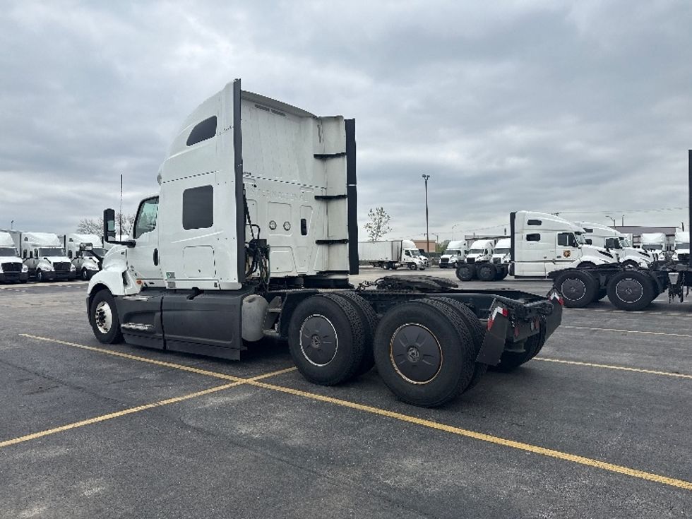 Sleeper Tractor-Heavy Duty Tractors-International-2023-LT625-Chicago (Chicago Ridge)-IL-649,991\n\t\tmiles-$ 42,000 - Image 5