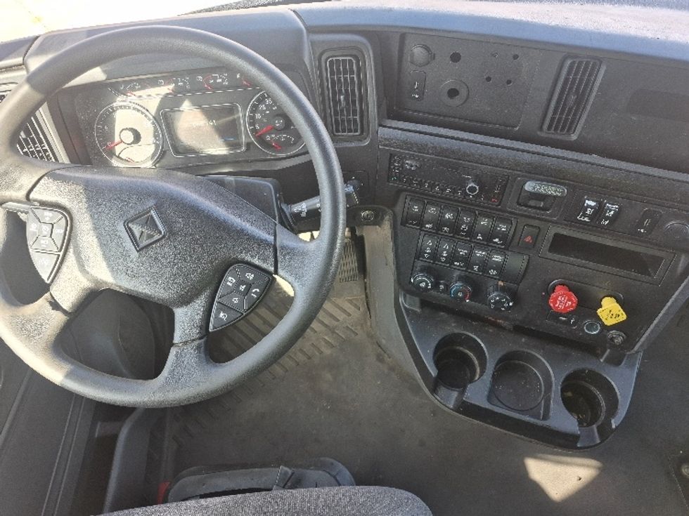 Sleeper Tractor-Heavy Duty Tractors-International-2023-LT625-Chicago (Chicago Ridge)-IL-668,742\n\t\tmiles-$ 39,000 - Image 11