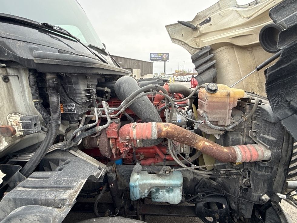 Sleeper Tractor-Heavy Duty Tractors-International-2023-LT625-Chicago (Chicago Ridge)-IL-670,714\n\t\tmiles-$ 39,000 - Image 20