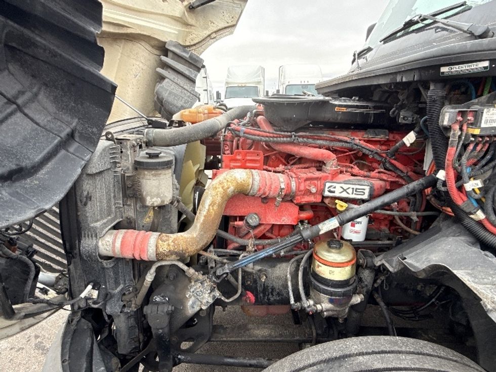 Sleeper Tractor-Heavy Duty Tractors-International-2023-LT625-Chicago (Chicago Ridge)-IL-670,714\n\t\tmiles-$ 39,000 - Image 21