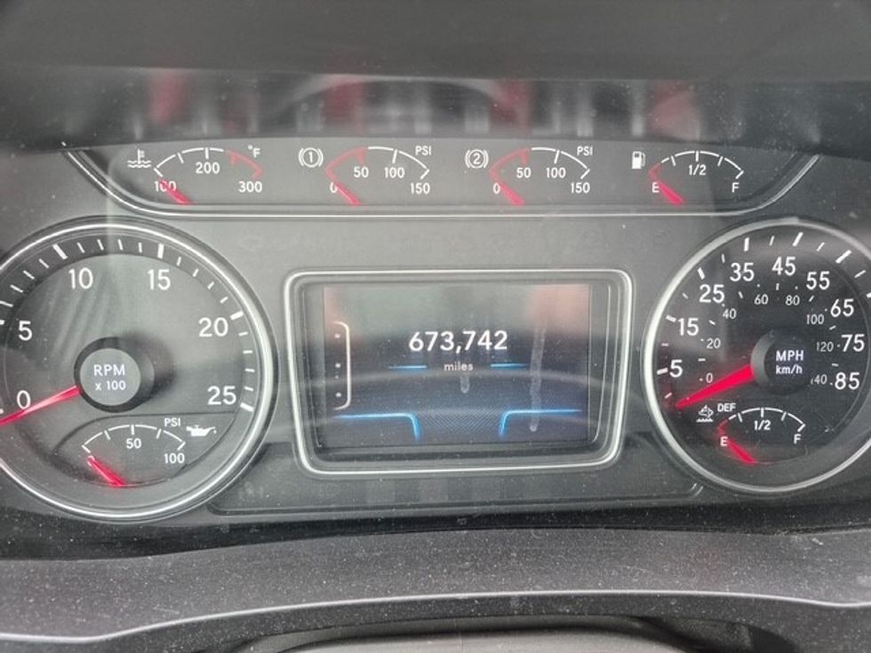 Sleeper Tractor-Heavy Duty Tractors-International-2023-LT625-Chicago (Chicago Ridge)-IL-673,743\n\t\tmiles-$ 38,750 - Image 18