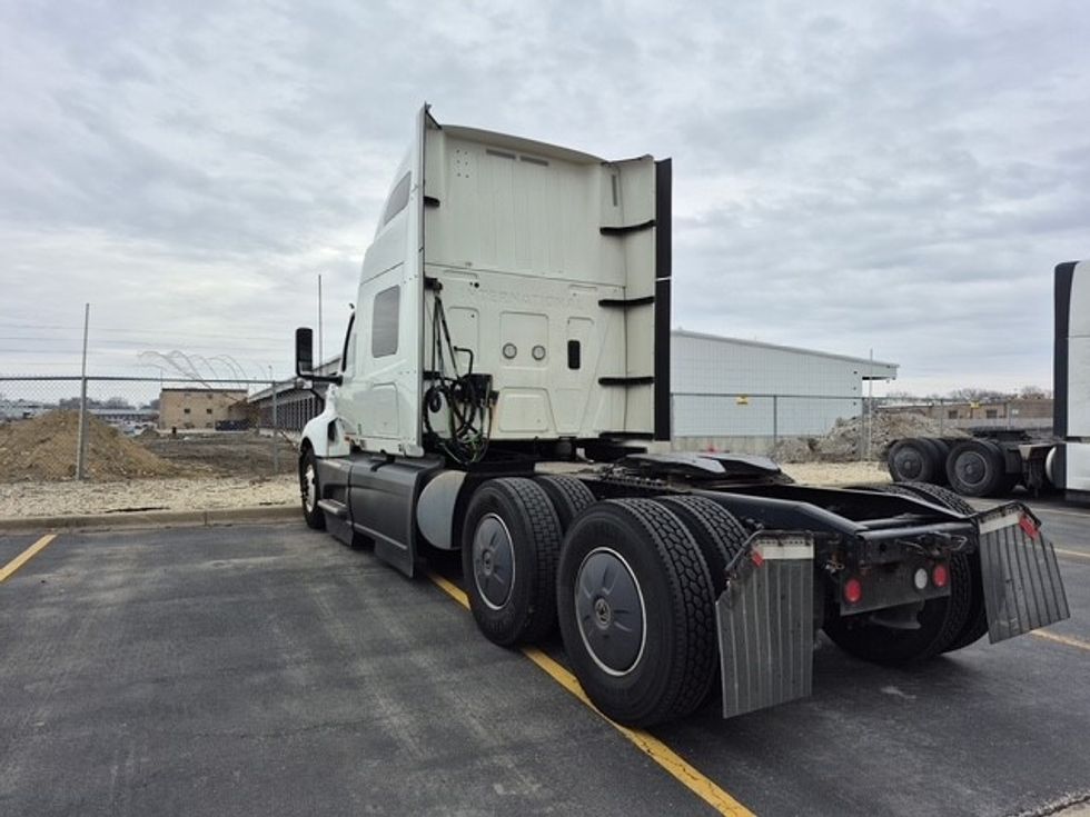 Sleeper Tractor-Heavy Duty Tractors-International-2023-LT625-Chicago (Chicago Ridge)-IL-673,743\n\t\tmiles-$ 38,750 - Image 5