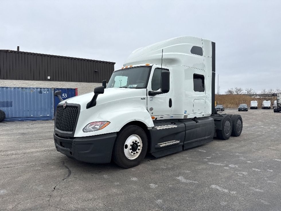 Sleeper Tractor-Heavy Duty Tractors-International-2023-LT625-Chicago (Chicago Ridge)-IL-711,840\n\t\tmiles-$ 35,000 - Image 3