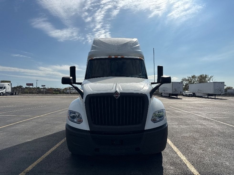 Sleeper Tractor-Heavy Duty Tractors-International-2023-LT625-Chicago (Chicago Ridge)-IL-751,269\n\t\tmiles-$ 39,250 - Image 2