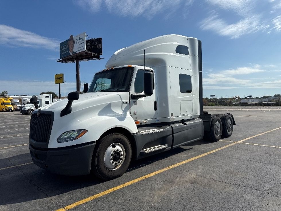 Sleeper Tractor-Heavy Duty Tractors-International-2023-LT625-Chicago (Chicago Ridge)-IL-751,269\n\t\tmiles-$ 39,250 - Image 3