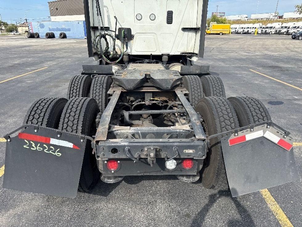 Sleeper Tractor-Heavy Duty Tractors-International-2023-LT625-Chicago (Chicago Ridge)-IL-751,269\n\t\tmiles-$ 39,250 - Image 6