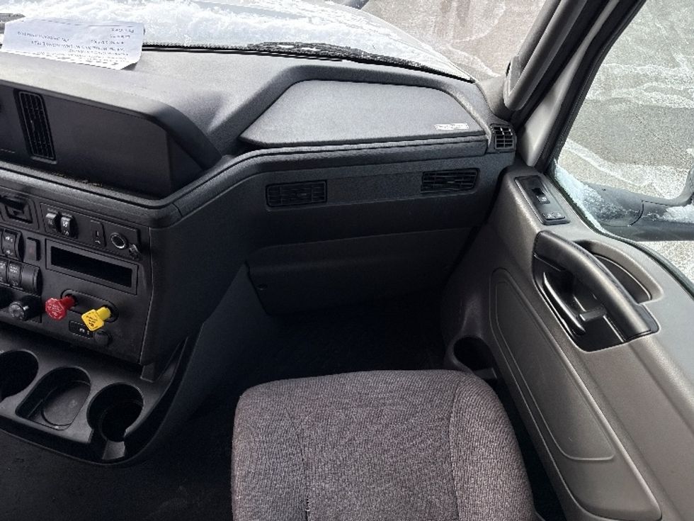 Sleeper Tractor-Heavy Duty Tractors-International-2023-LT625-Chicago (Chicago Ridge)-IL-757,141\n\t\tmiles-$ 38,500 - Image 14