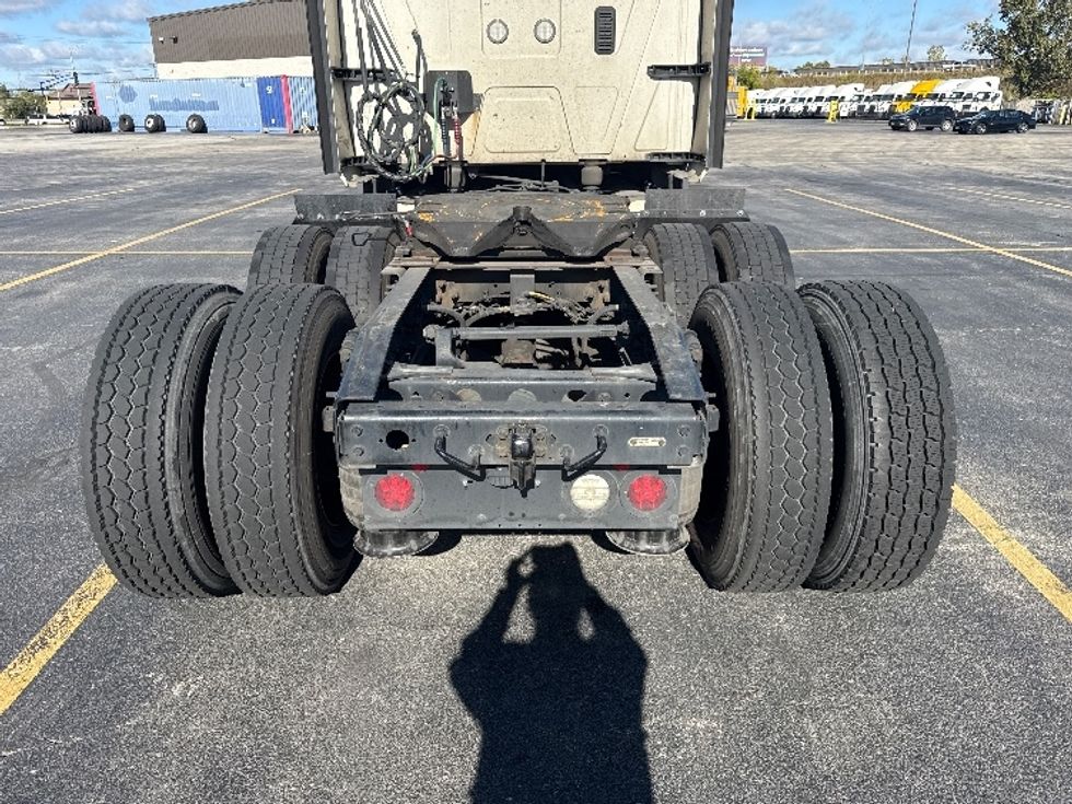 Sleeper Tractor-Heavy Duty Tractors-International-2023-LT625-Chicago (Chicago Ridge)-IL-757,974\n\t\tmiles-$ 39,250 - Image 6