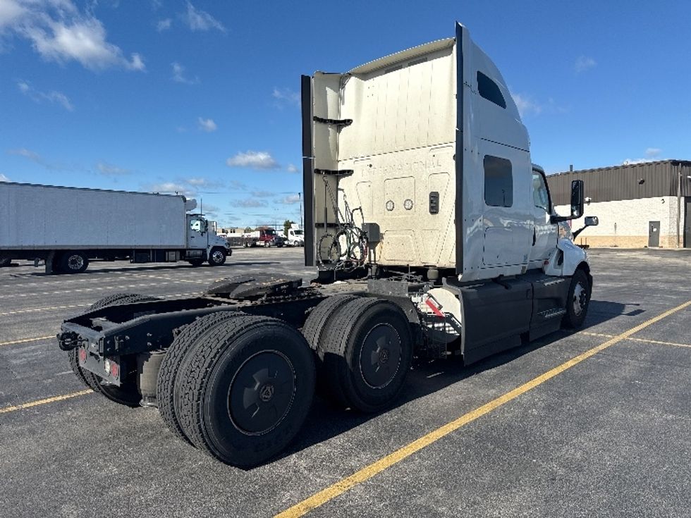 Sleeper Tractor-Heavy Duty Tractors-International-2023-LT625-Chicago (Chicago Ridge)-IL-757,974\n\t\tmiles-$ 39,250 - Image 7