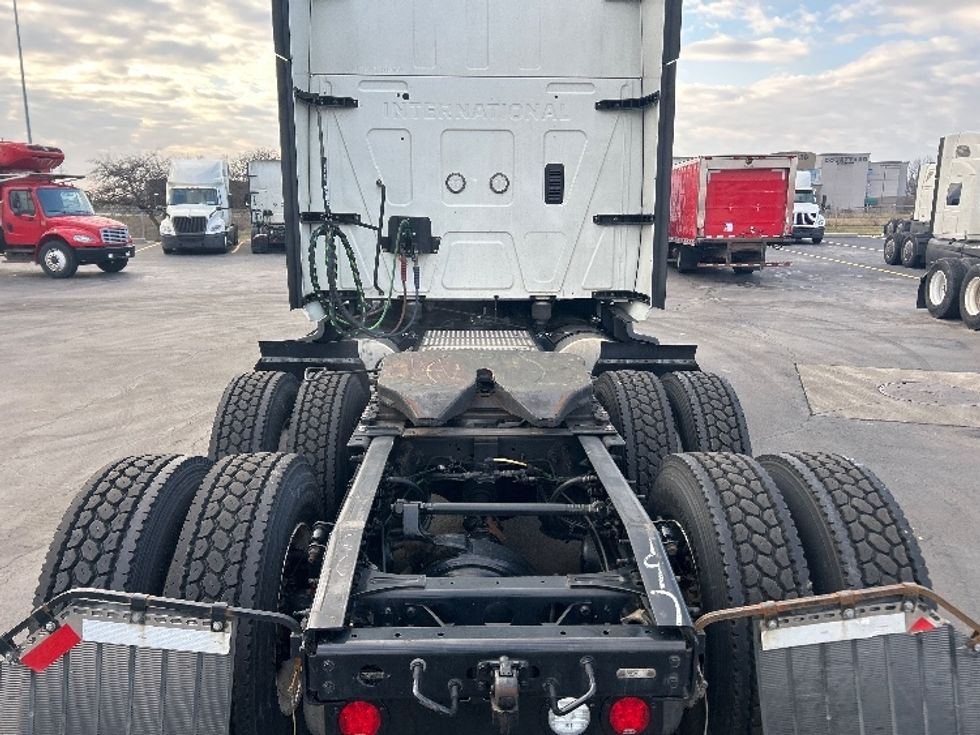 Sleeper Tractor-Heavy Duty Tractors-International-2023-LT625-Columbus-OH-388,063\n\t\tmiles-$ 66,750 - Image 6